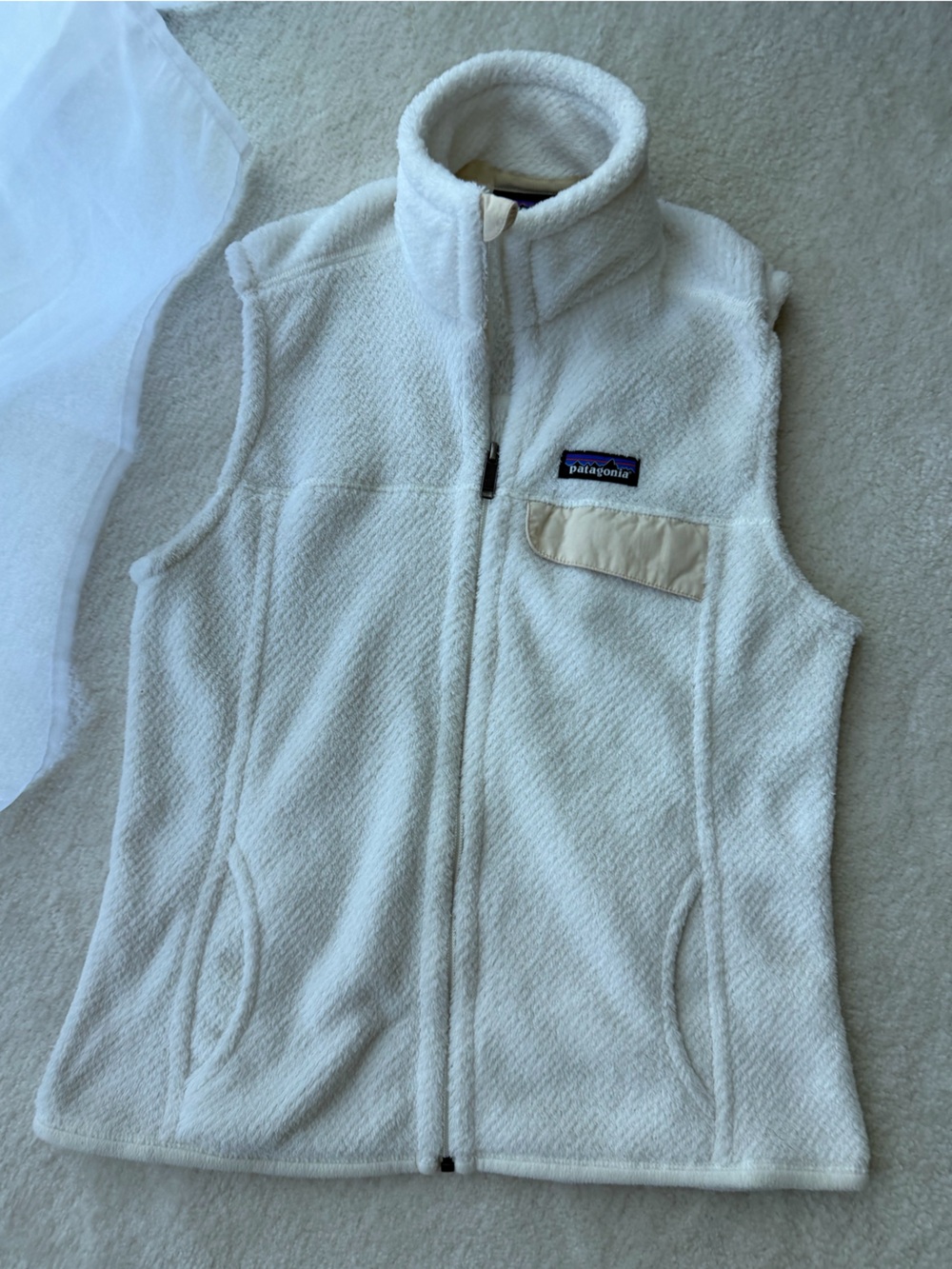 Patagonia Polartec Thermal Pro White Cream Fleece Vest with Chest Pocket